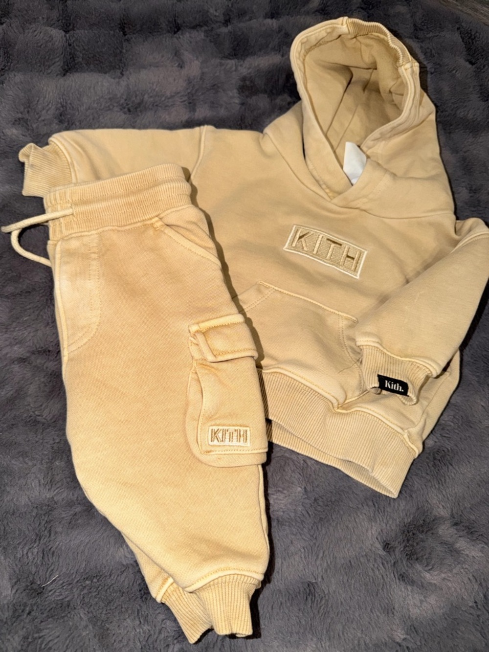 Kith Kids Beige Logo Hoodie & Cargo Joggers Set - unisex